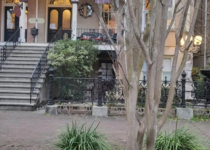Mcmillan Inn